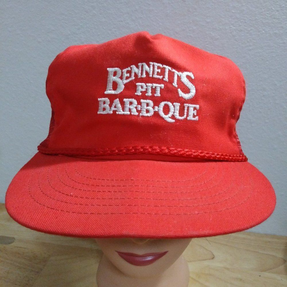 Vintage Bennett's Pit Bar-B-Que Rope Strap Back Hat